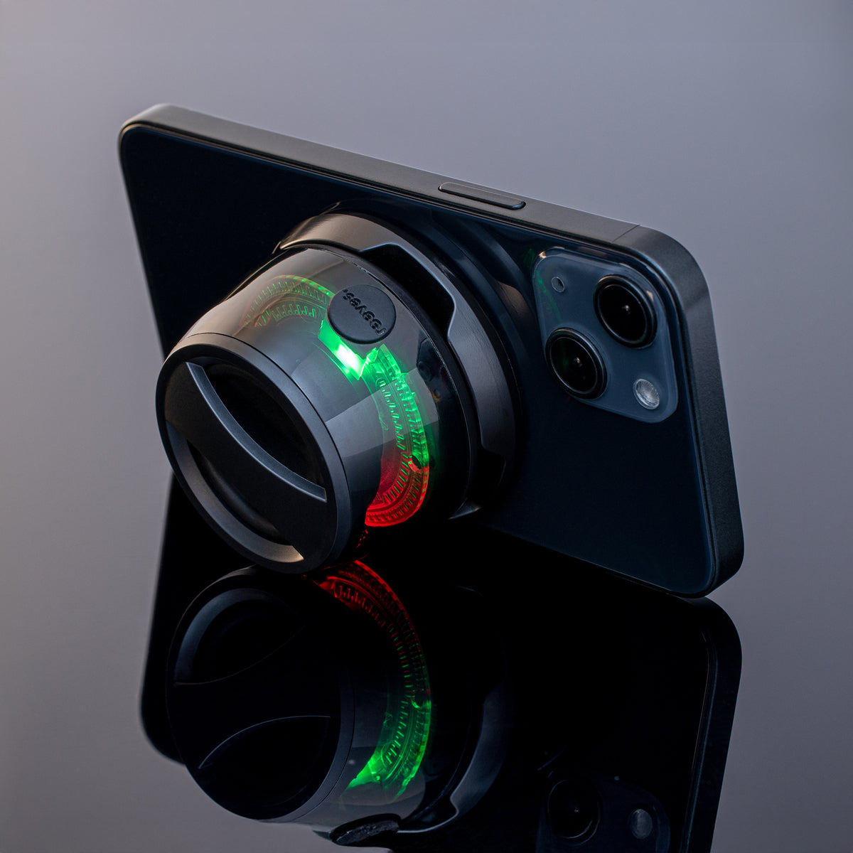 Magnetic Wireless Speaker with Light REEVES-BEGMELLA
