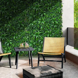 Quadratische Kunstpflanzenwand in einem zweiten Anwendungsbeispiel