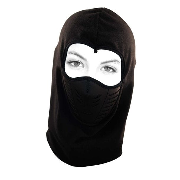 Schwarze Sturmmaske an einem Kopf von vorne