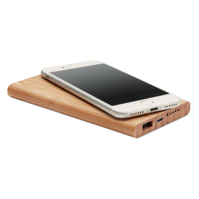 Induktive Powerbank Bambus